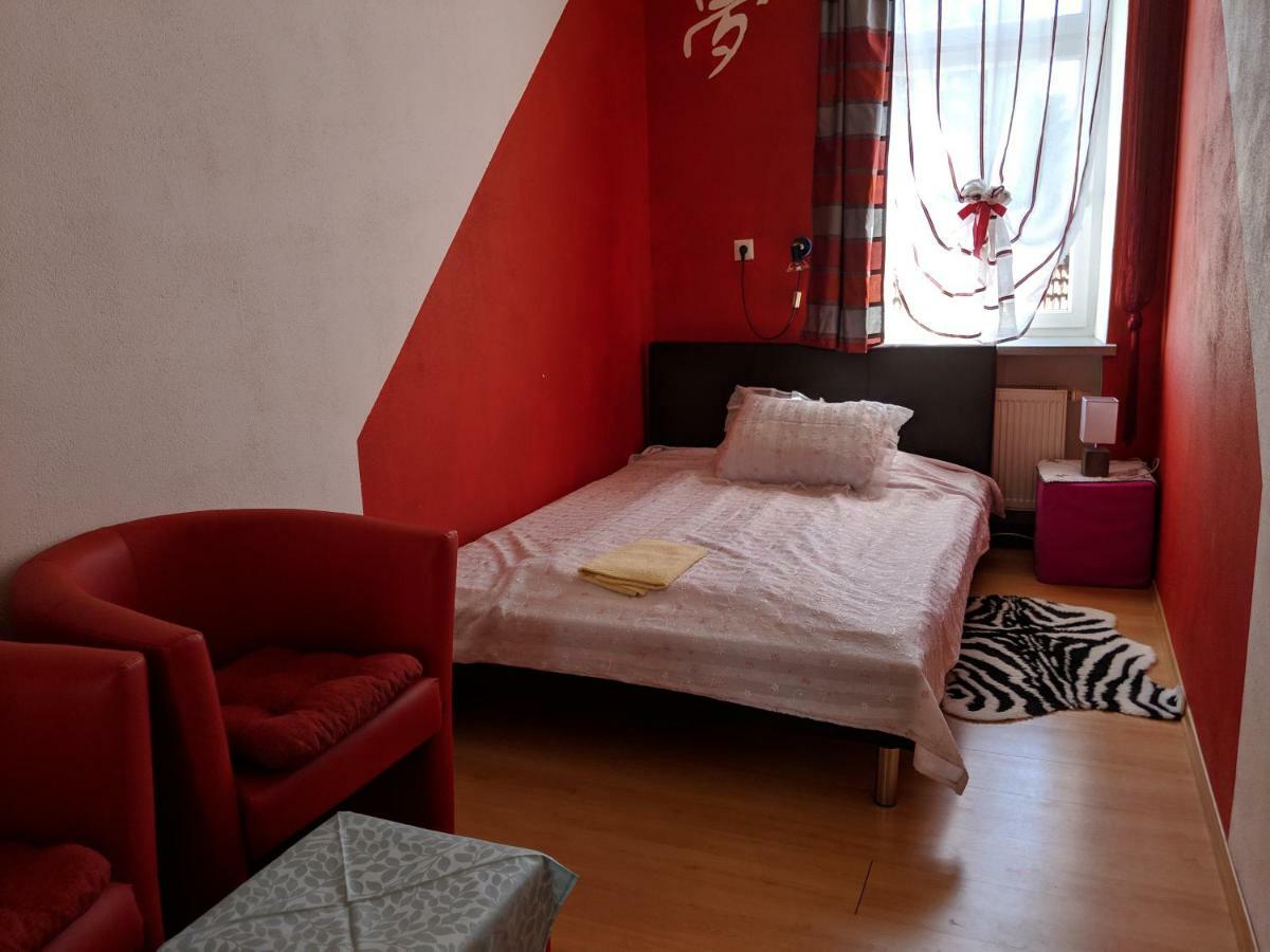 Abdalla Apartments Knittelfeld Ngoại thất bức ảnh